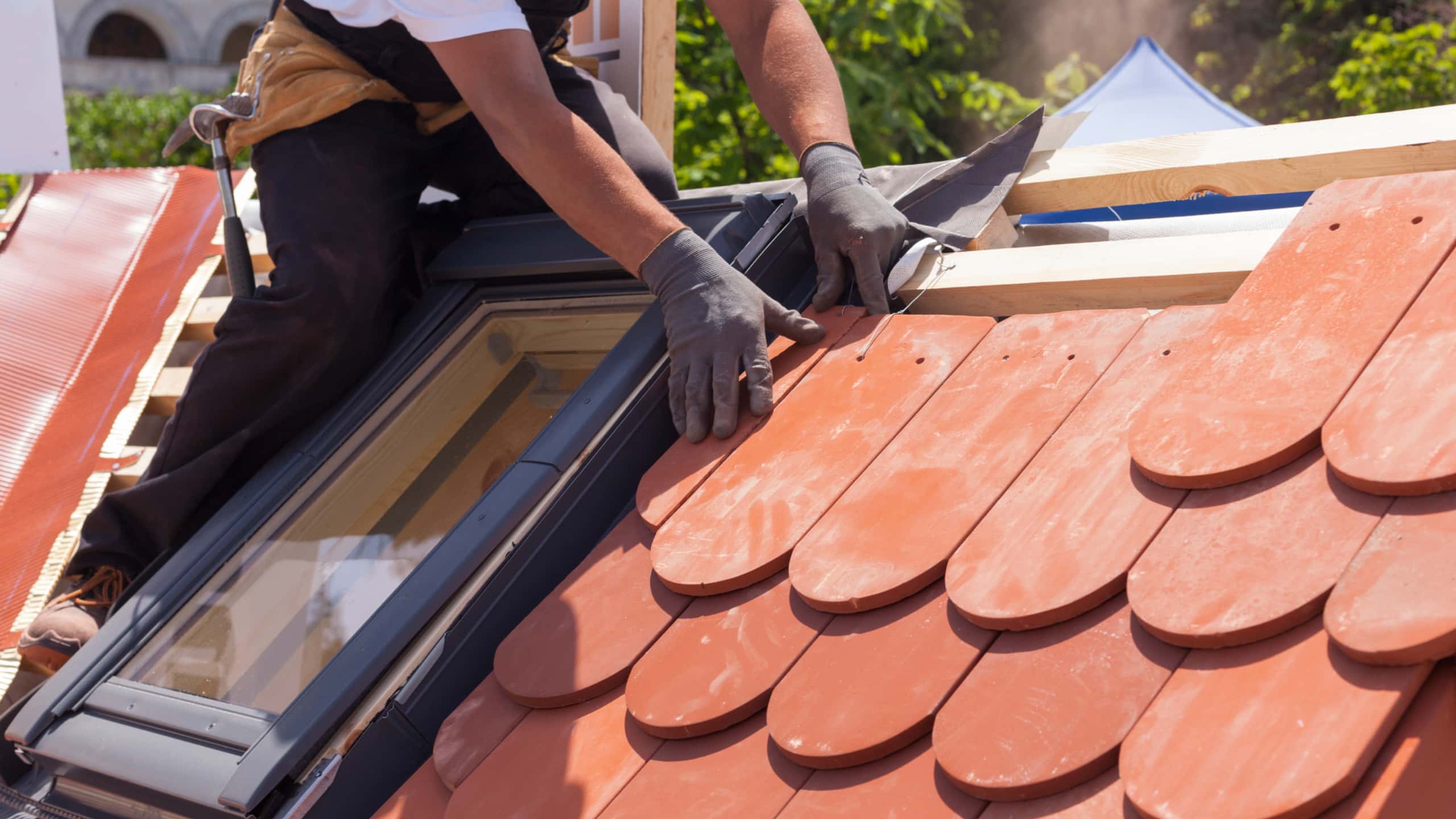 How To Make Sure You Hire The Right Roofer For The Job